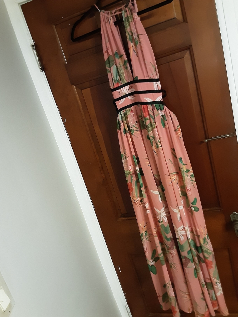 Express Pink Floral Halter Maxi Dress with Black Cut Out Waistband Size M - Picture 2 of 6